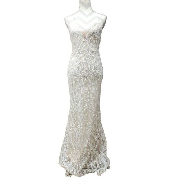 Fashion Nova Size Small Masella Maxi Dress In Ivory NWT  E1 - Picture 3 of 11